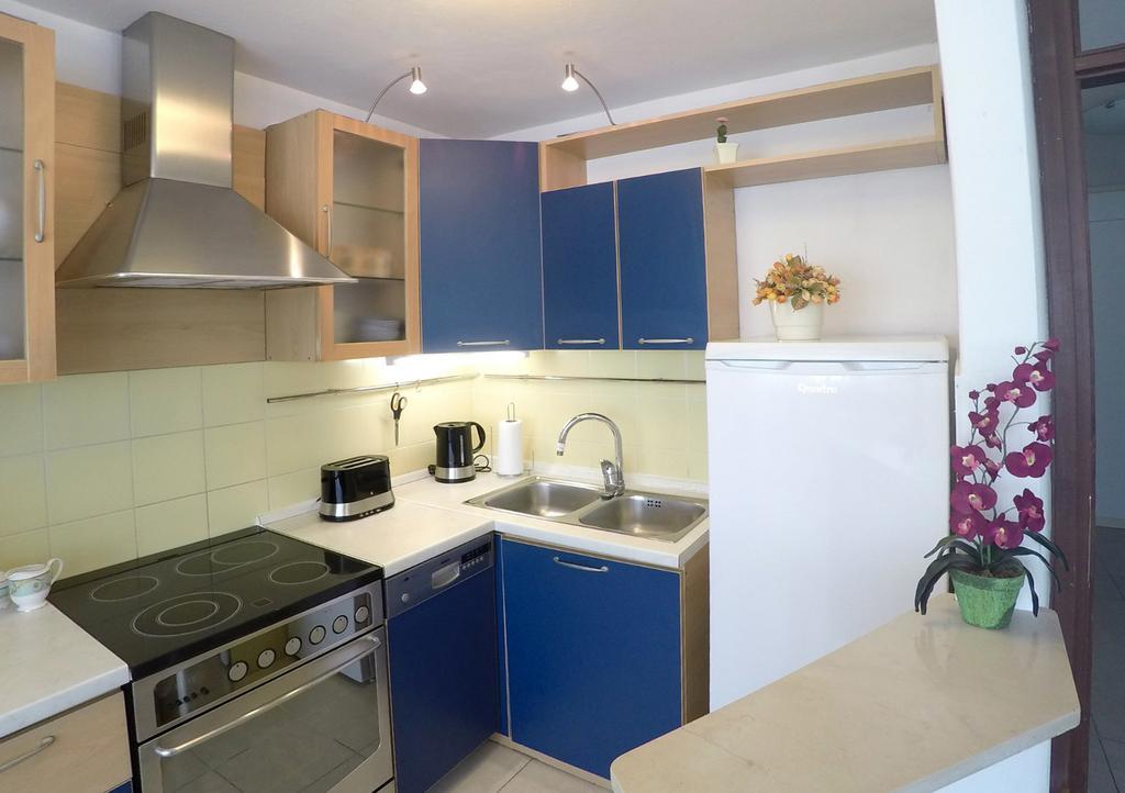 Apartment Pizzybondo Сплит Екстериор снимка